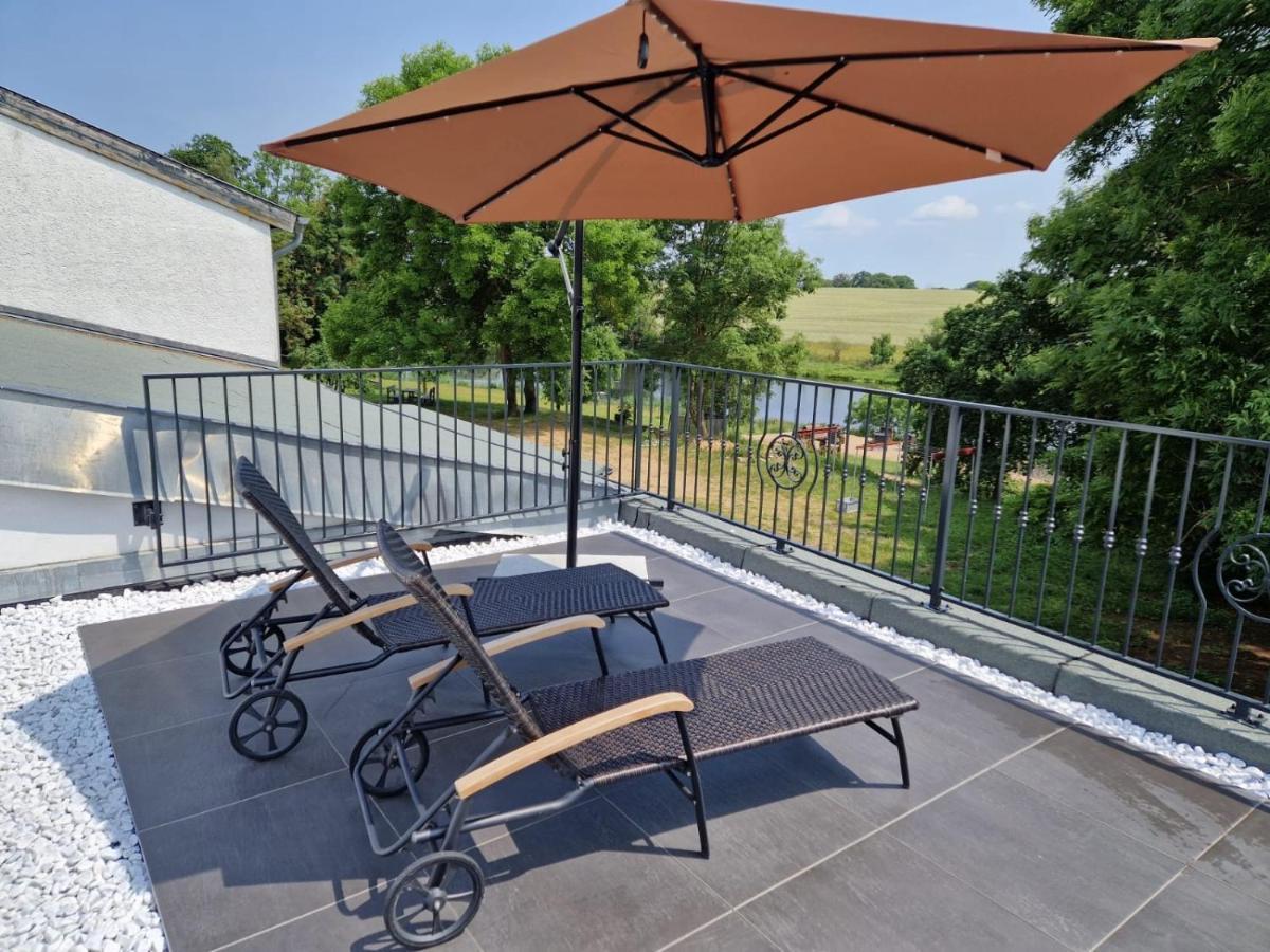 Ferienwohnung Mit Kamin Und Traumhafter Dachterrasse Mit Weitblick In Die Natur Neu Gaarz Экстерьер фото